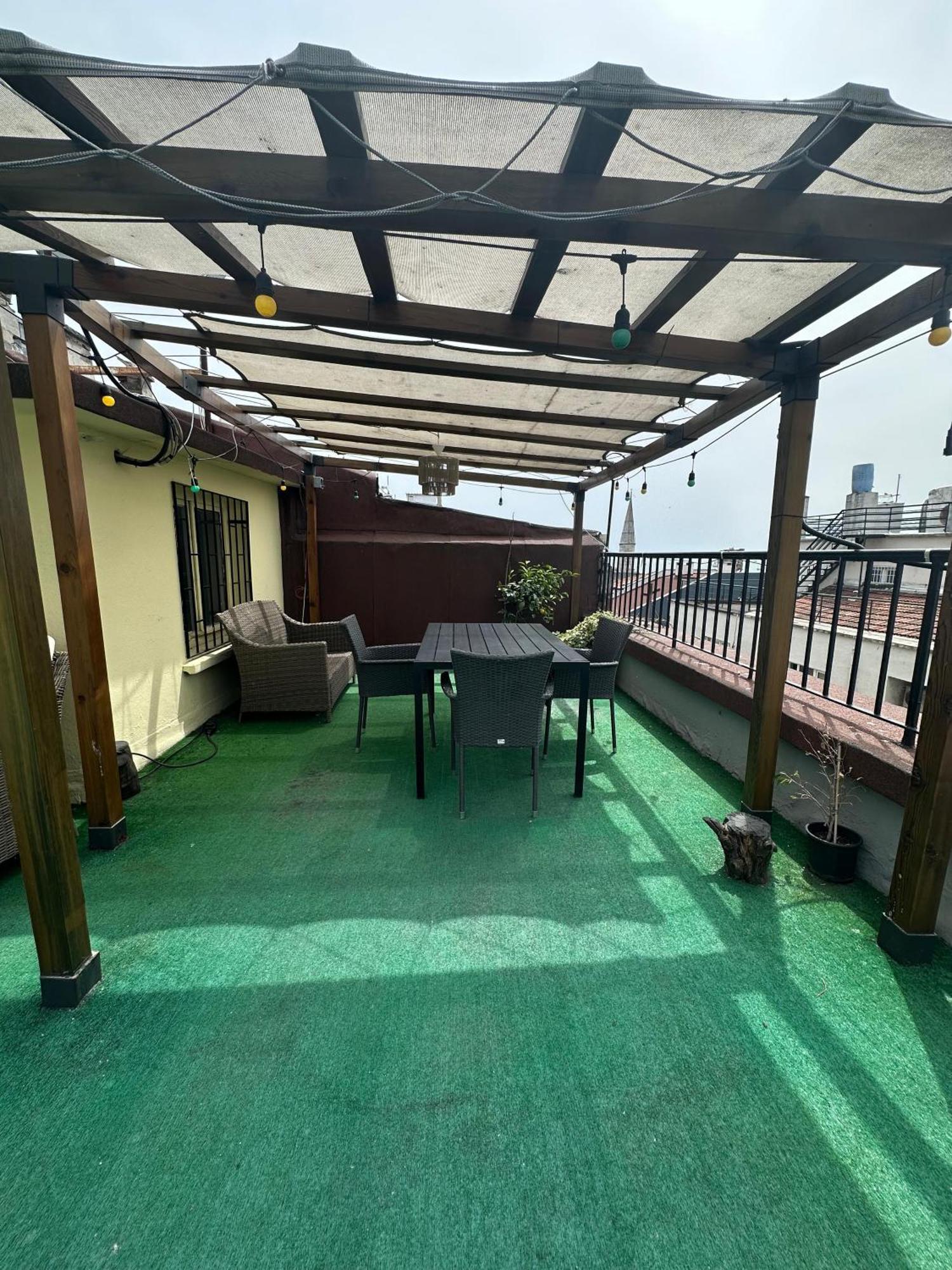 Social House Istanbul Hotel Luaran gambar